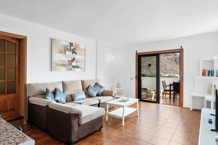 Paloma Beach Apartments