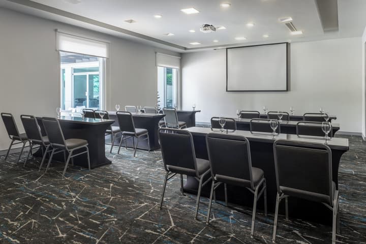 Holiday Inn Express San Jose Forum by IHG