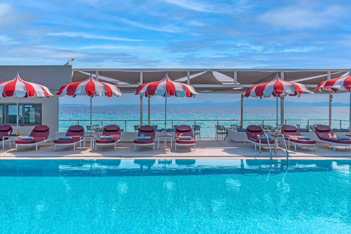 Ammon Zeus Luxury Beach Hotel