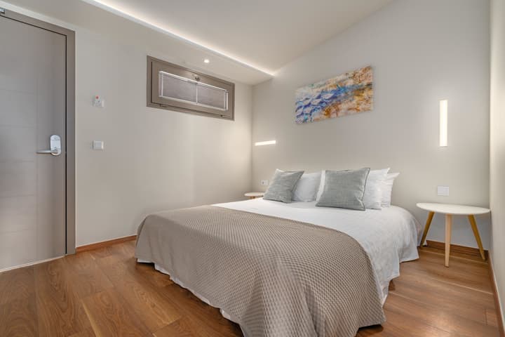 Ammon Zeus Luxury Beach Hotel