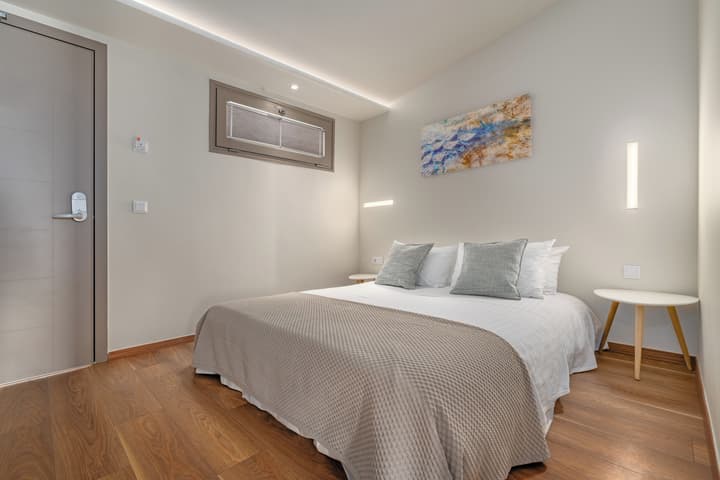 Ammon Zeus Luxury Beach Hotel