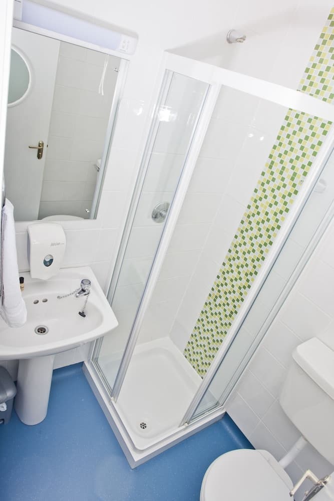Barnacles Hostel Galway