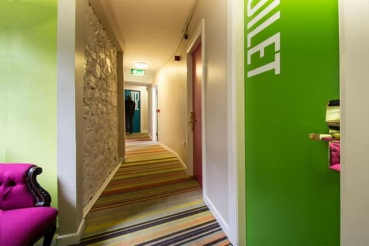 Barnacles Hostel Galway