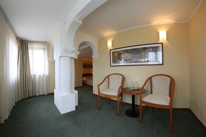 Hotel Savoy