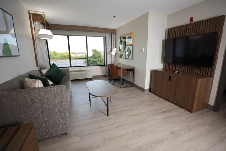 Holiday Inn St. Louis Fairview Heights by IHG