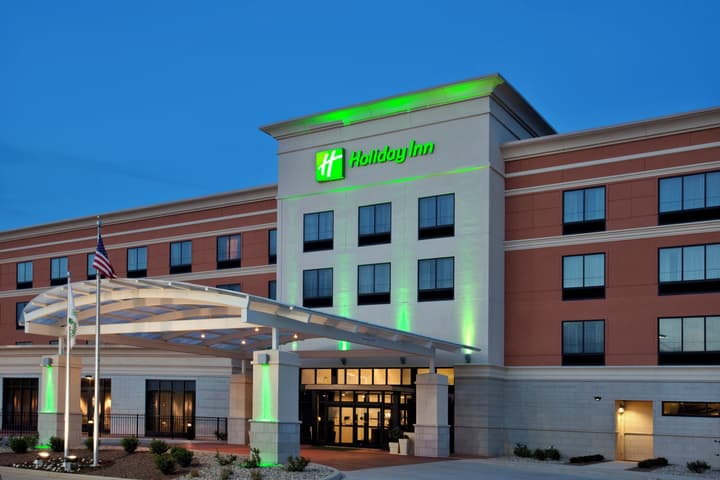 Holiday Inn St. Louis Fairview Heights by IHG