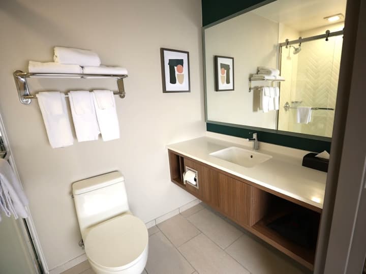Holiday Inn St. Louis Fairview Heights by IHG