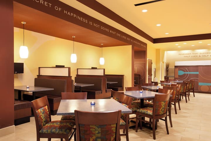 Holiday Inn St. Louis Fairview Heights by IHG