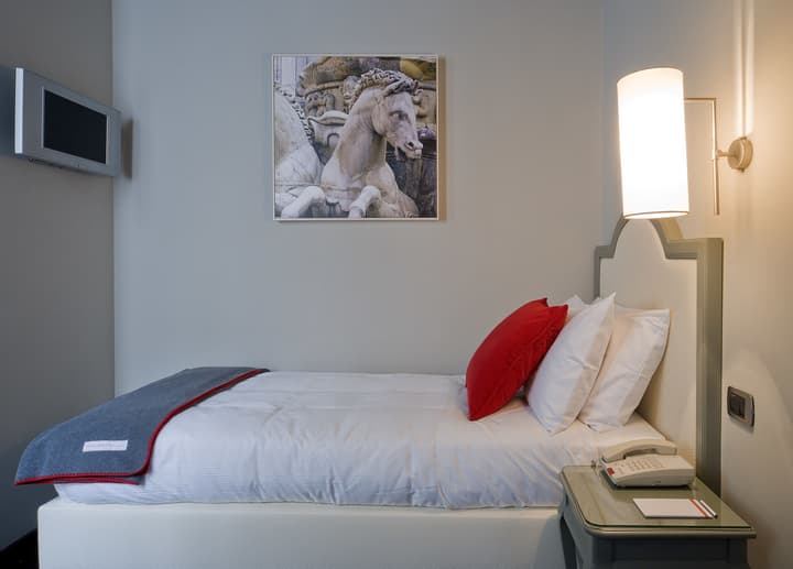 Hotel Rosso 23