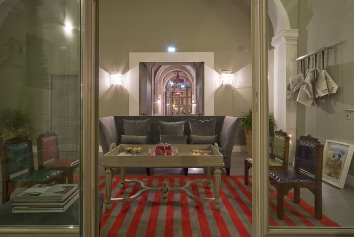 Hotel Rosso 23