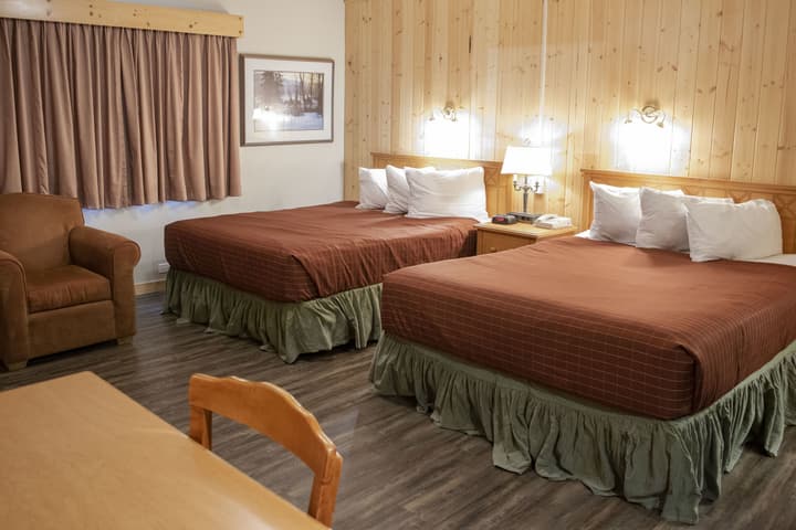 Aspen Village Inn