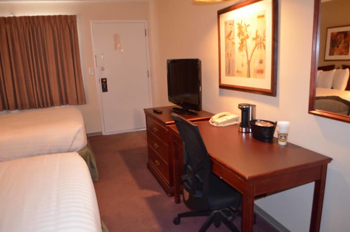 Aspen Village Inn