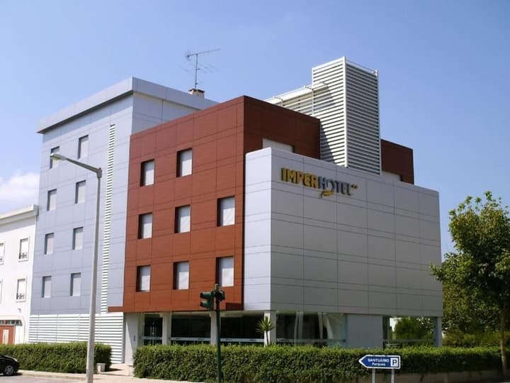 Imperhotel by Umbral