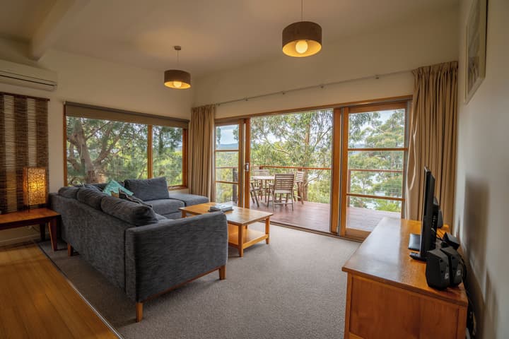 Stewarts Bay Lodge