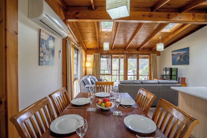 Stewarts Bay Lodge