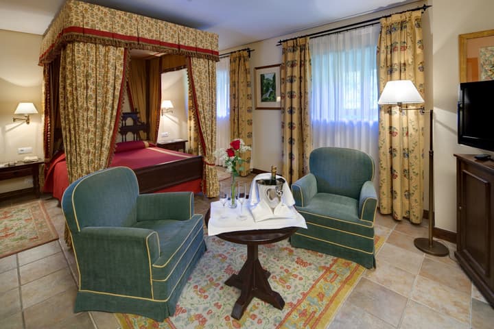Parador De Cangas De Onis