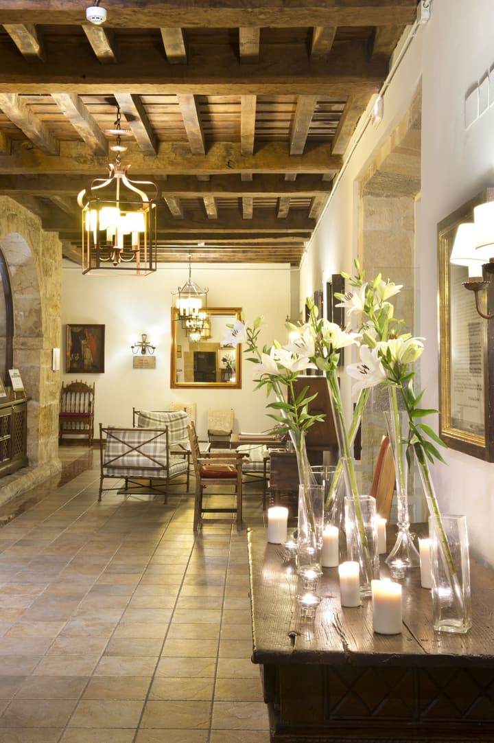 Parador De Cangas De Onis