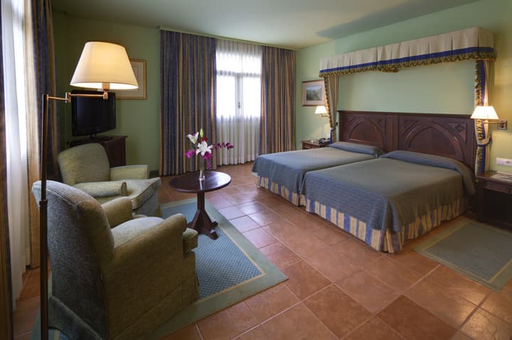 Parador De Cangas De Onis