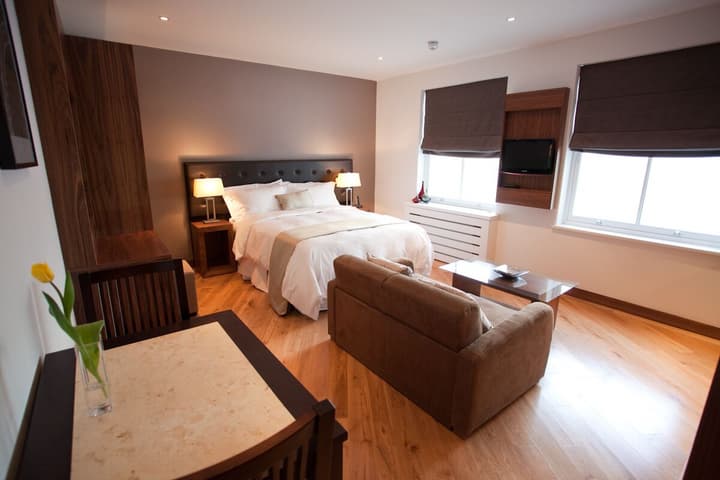 Presidential Apartments - Kensington