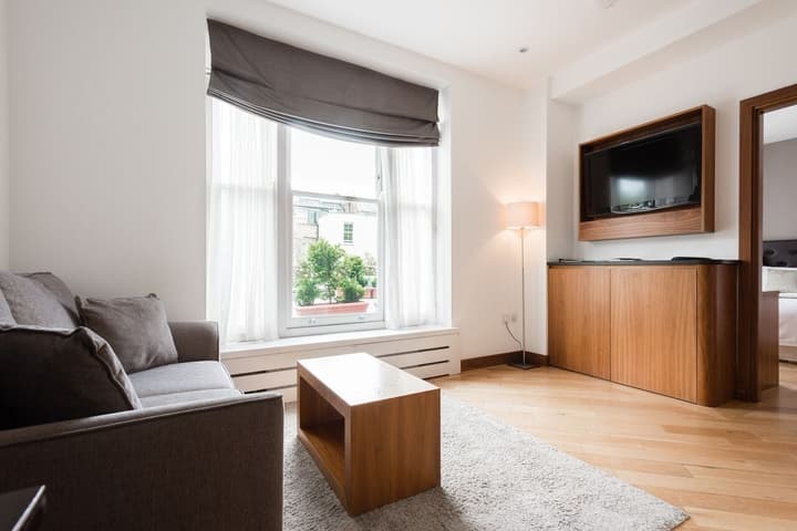 Presidential Apartments - Kensington