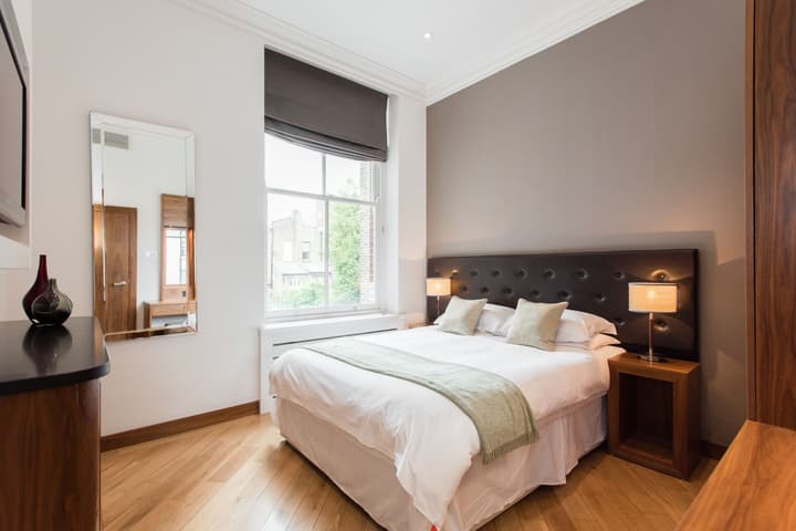 Presidential Apartments - Kensington