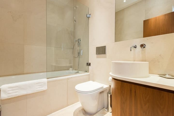 Presidential Apartments - Kensington