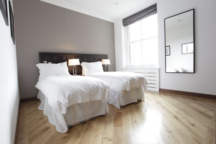Presidential Apartments - Kensington
