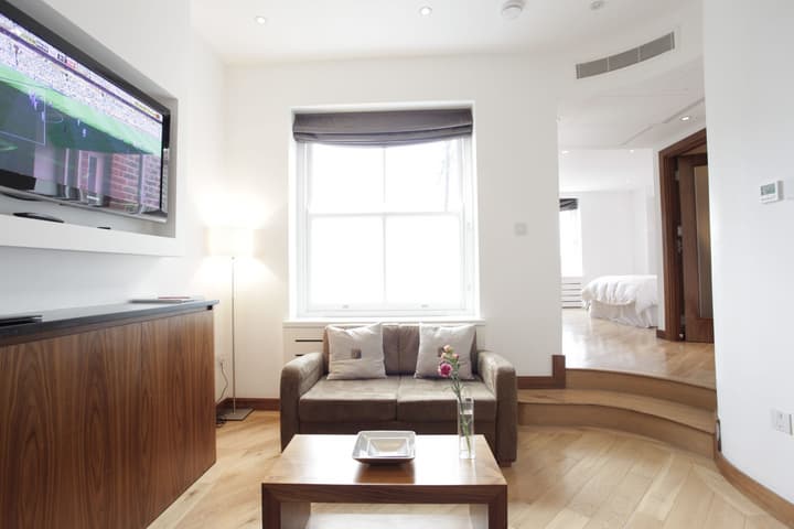 Presidential Apartments - Kensington
