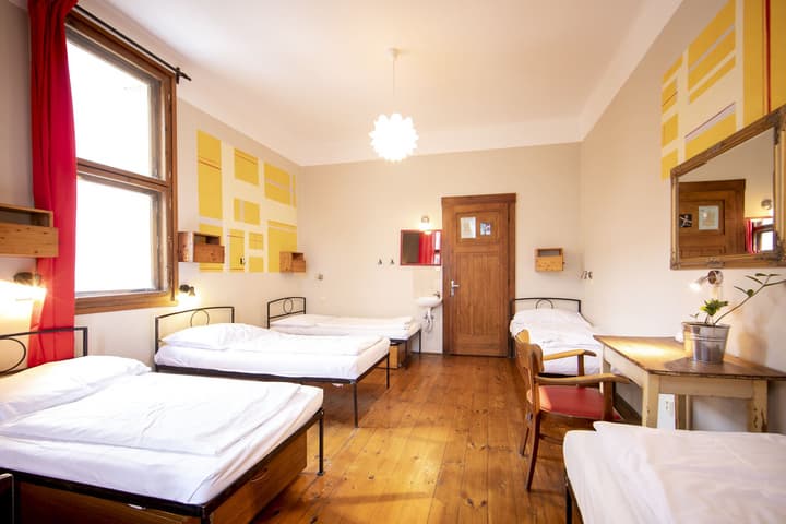 Sir Toby's Hostel