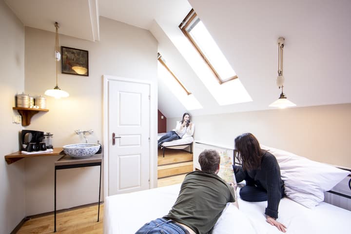 Sir Toby's Hostel