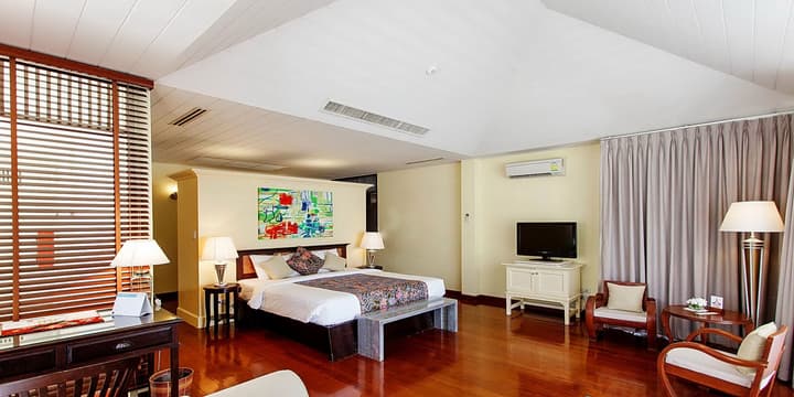 Baan Bayan Beach Hotel