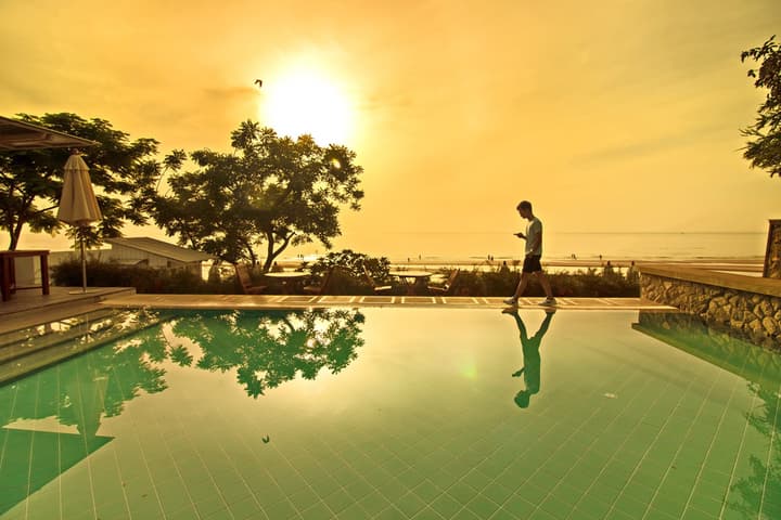 Baan Bayan Beach Hotel
