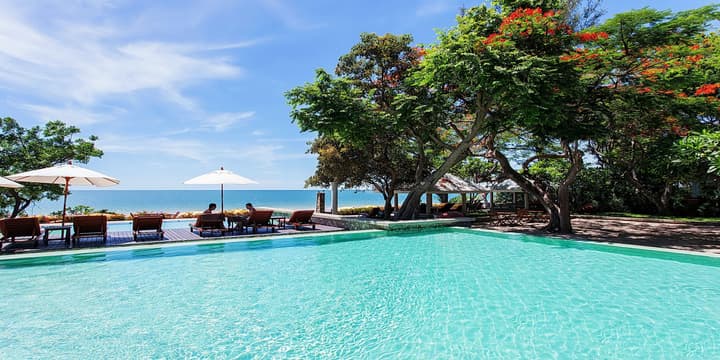 Baan Bayan Beach Hotel