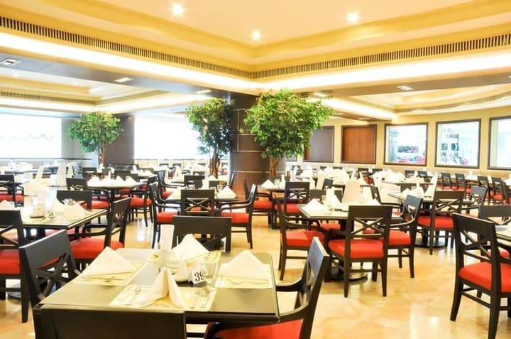 Topland Hotel & Convention Centre
