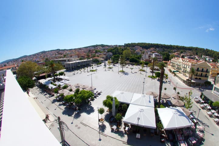 Aenos Hotel