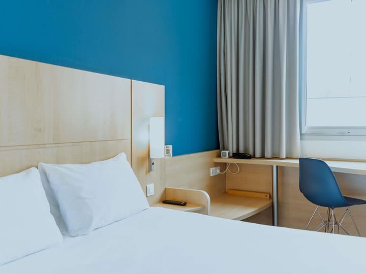 ibis Barcelona Glories 22