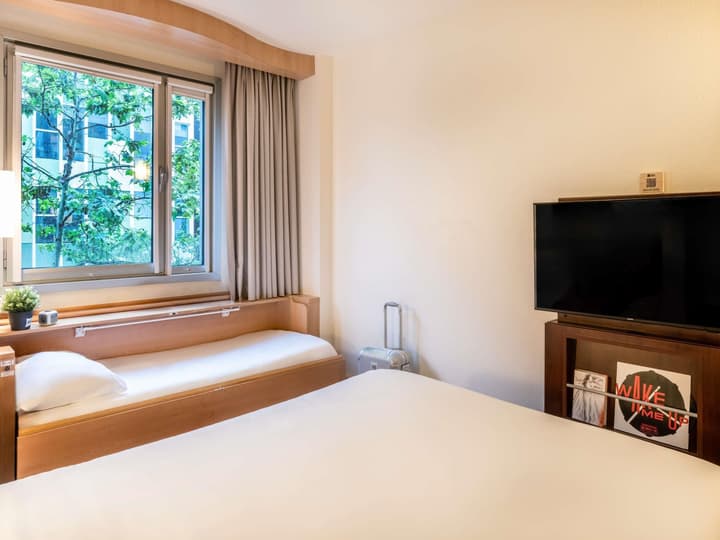 ibis Barcelona Glories 22