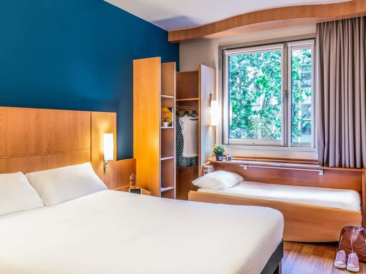 ibis Barcelona Glories 22