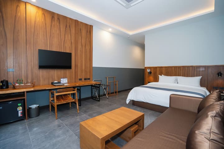 R Mar Resort and Spa