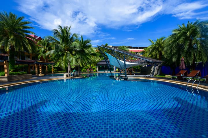 R Mar Resort and Spa