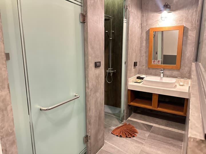 R Mar Resort and Spa