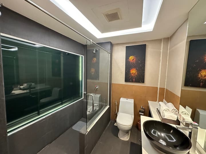 R Mar Resort and Spa