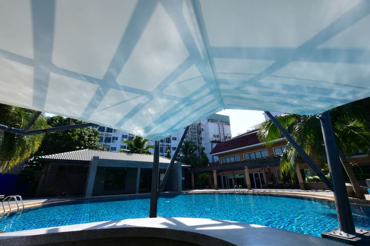 R Mar Resort and Spa