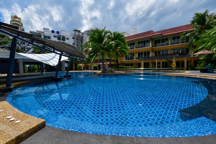 R Mar Resort and Spa