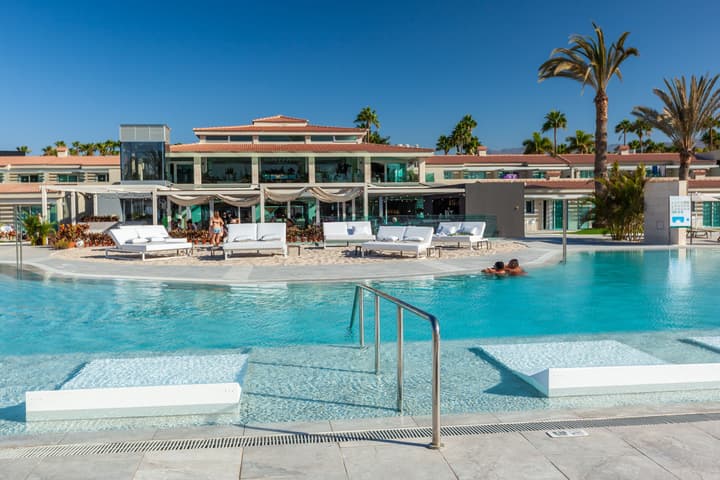 Kumara Serenoa by Lopesan Hotels