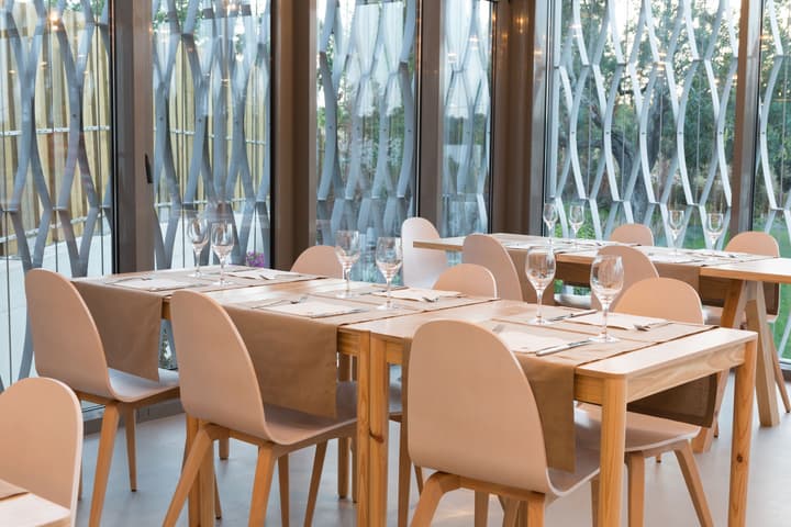 Ozadi Tavira Hotel