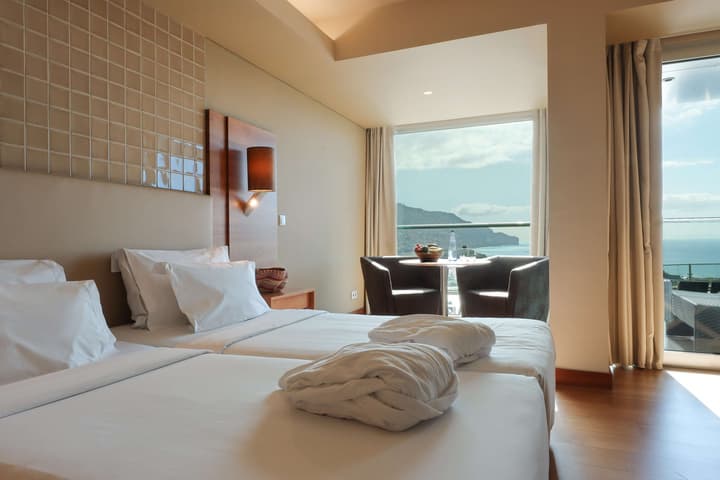 The Views Baia - Adults Only