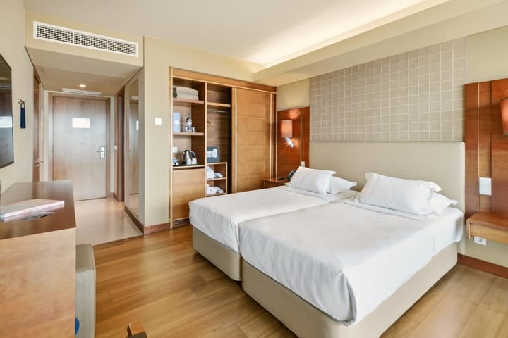 The Views Baia - Adults Only
