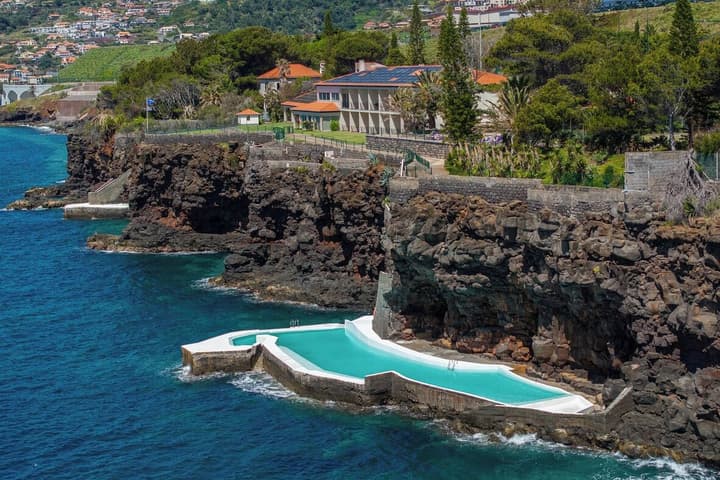 Albatroz Beach & Yacht Club