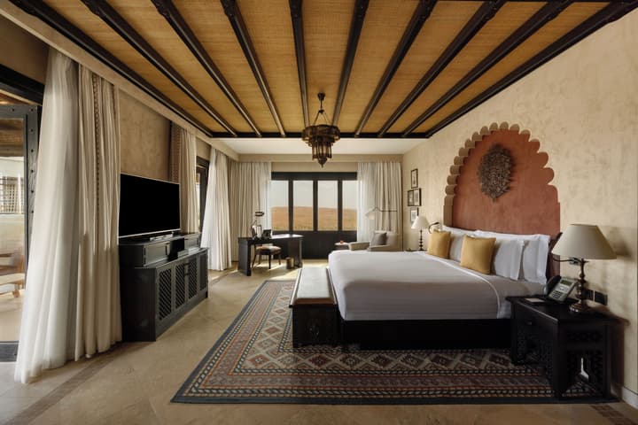 Qasr Al Sarab Desert Resort by Anantara